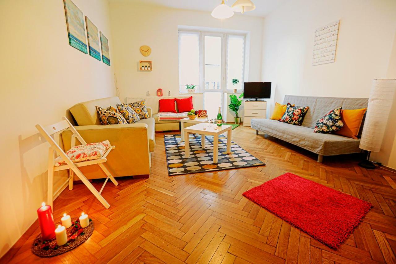 Big&Bright- Golden Apartments- Old Town Cracóvia Exterior foto